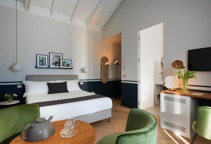 Suite with Terrace, Velvet Grey Boutique