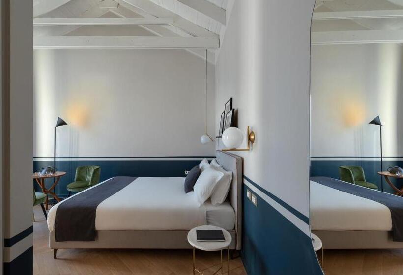 Suite with Terrace, Velvet Grey Boutique