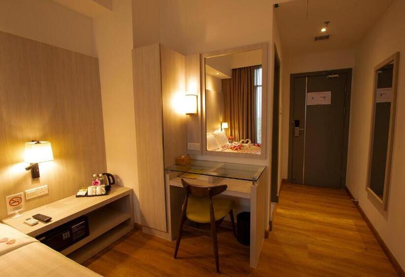 غرفة قياسية سرير كينج, Az Hotel & Serviced Apartments