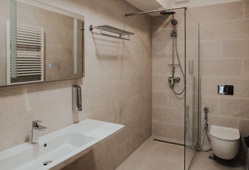 1 Bedroom Penthouse Apartment, Aparthotel Centar Sarajevo