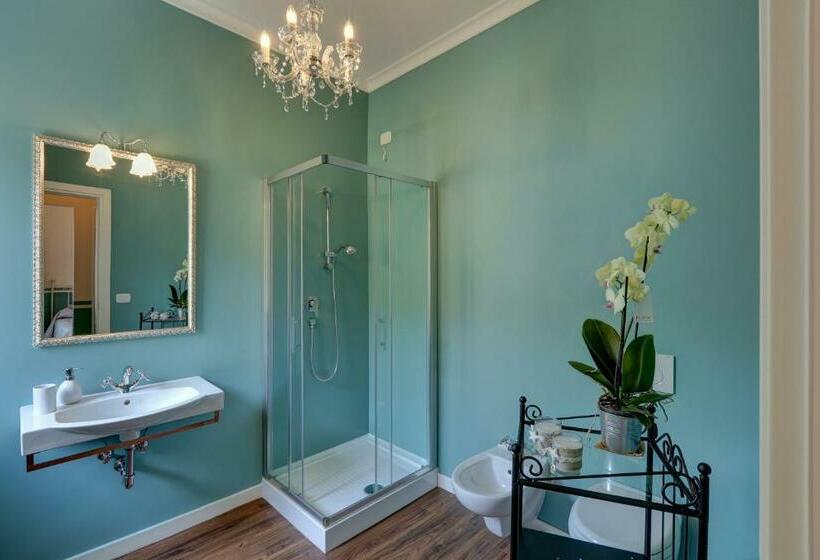 اتاق لوکس, B&b La Contessa