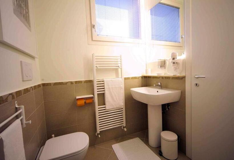 اتاق استاندارد, Affittacamere   B&b Villa Pini