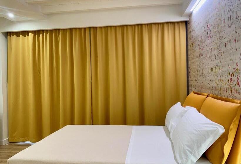 اتاق راحتی سه تخته, Affittacamere   B&b Villa Pini