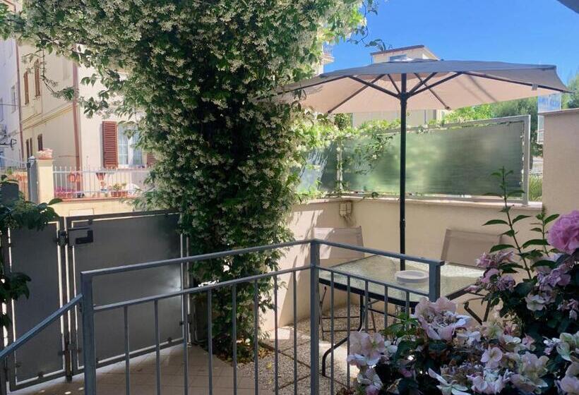اتاق راحتی سه تخته, Affittacamere   B&b Villa Pini