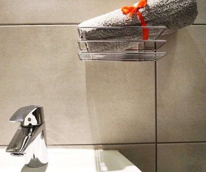 Quarto Quádruplo Premium, Expolis Residence   City Center Mtp Targi   24h #betterthanyourex
