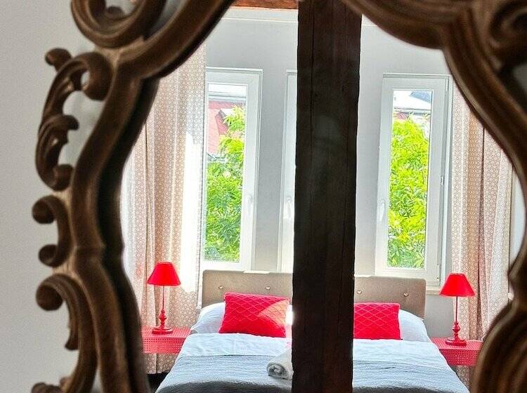 Quarto Quádruplo Premium, Expolis Residence   City Center Mtp Targi   24h #betterthanyourex