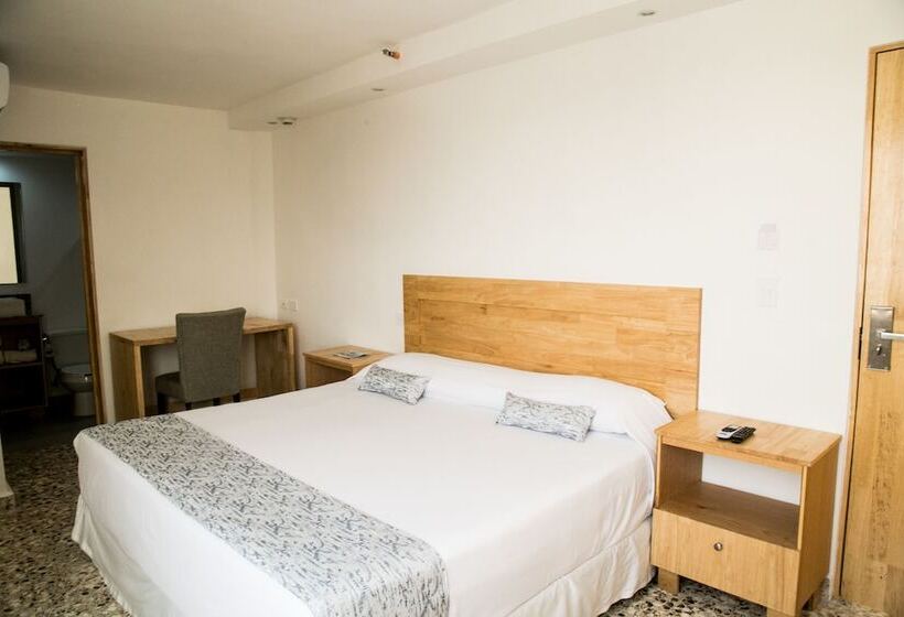 Quarto Deluxe, Booking 500