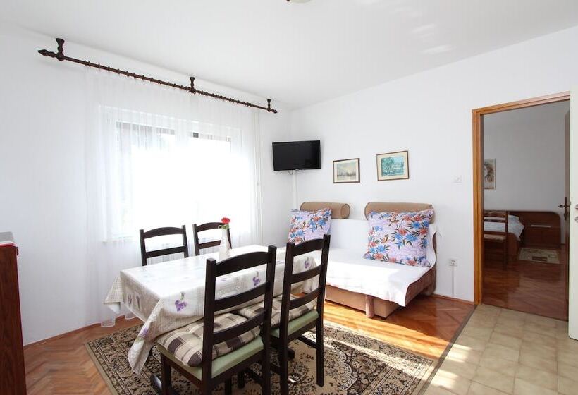 آپارتمان 1 خوابه, Rooms And Apartments Bella Vista