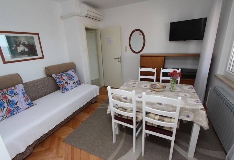 آپارتمان 1 خوابه, Rooms And Apartments Bella Vista