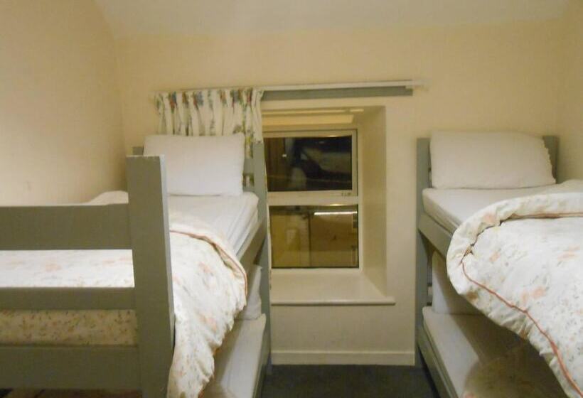 تختخواب در اتاق مشترک, Lahinch Hostel