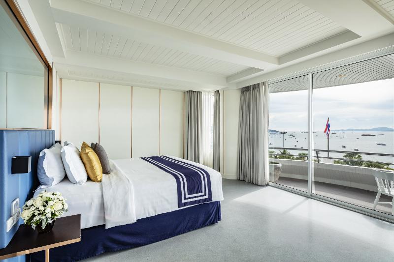 Люкс Вид на Море, A One The Royal Cruise Hotel Pattaya   Sha Extra Plus