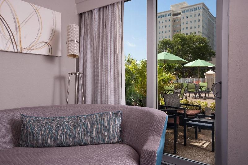 اتاق پرمیوم, Mövenpick Hotel Geneva