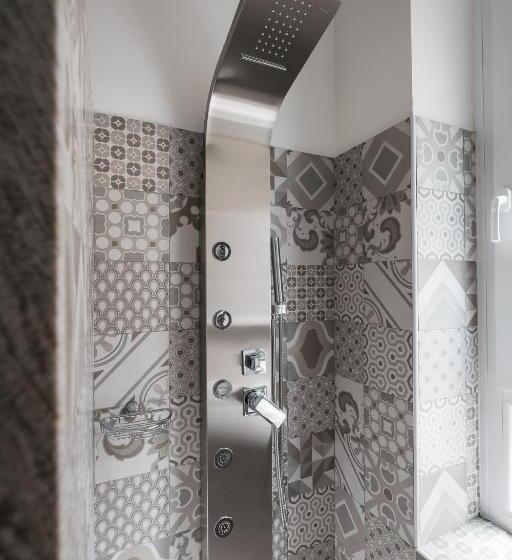 اتاق راحتی, Butterfly B&b