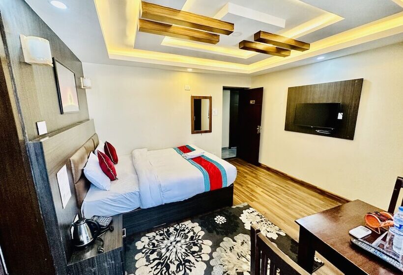 اتاق لوکس, Deepshree