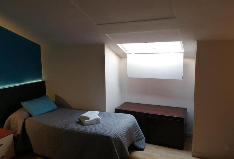 스탠다드 트리플 룸, Gira Guest House