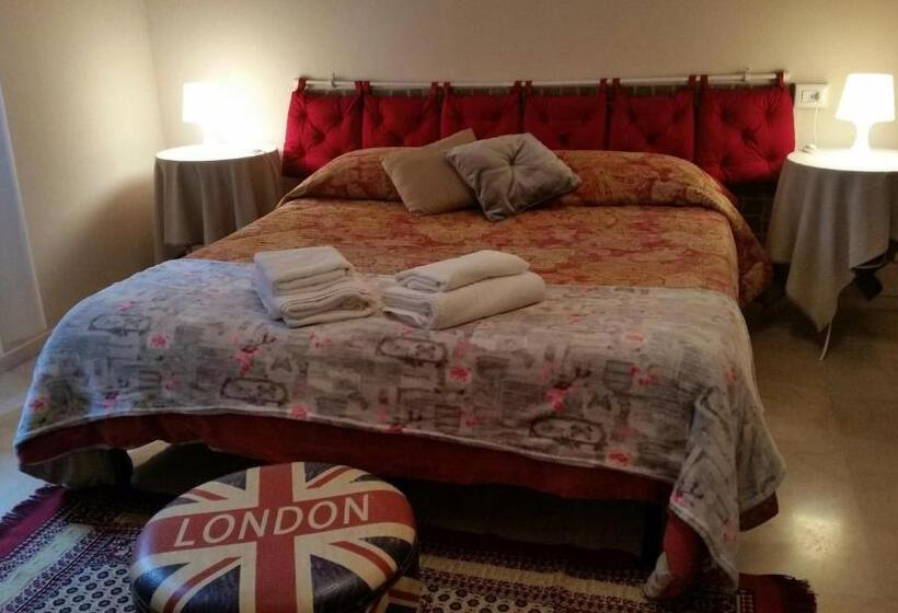 스탠다드 룸 공동 욕실, Gira Guest House