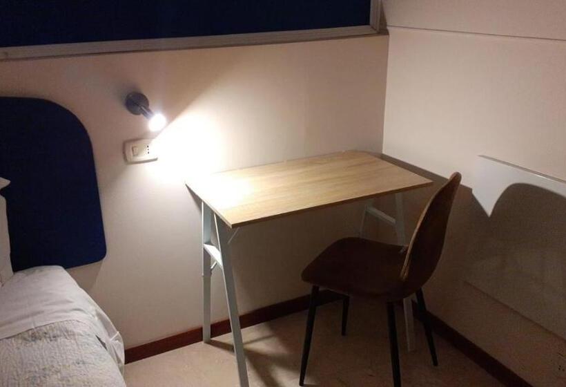 스탠다드 룸, Gira Guest House