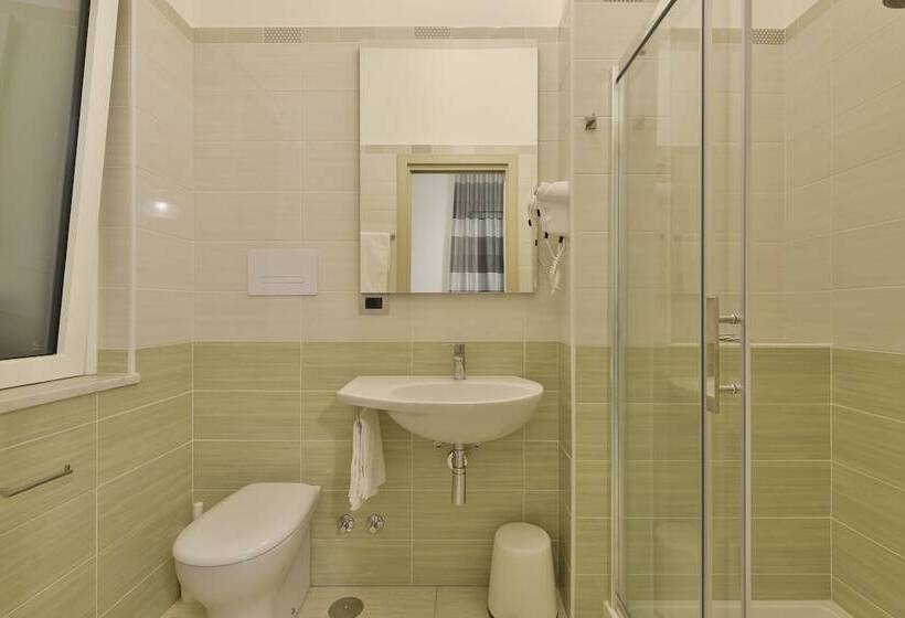 Полулюкс, Tolomeo Rooms