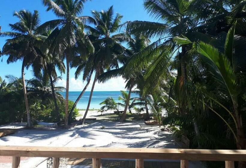 اتاق لوکس با چشم‌انداز دریا, Bliss Hotel Praslin