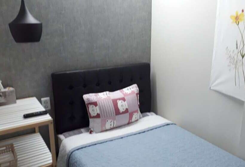 اتاق استاندارد یک نفره, Capsule Hotel Goodstayinn