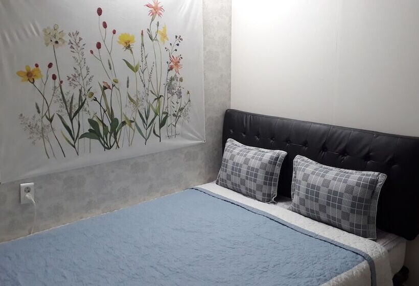 اتاق استاندارد, Capsule Hotel Goodstayinn
