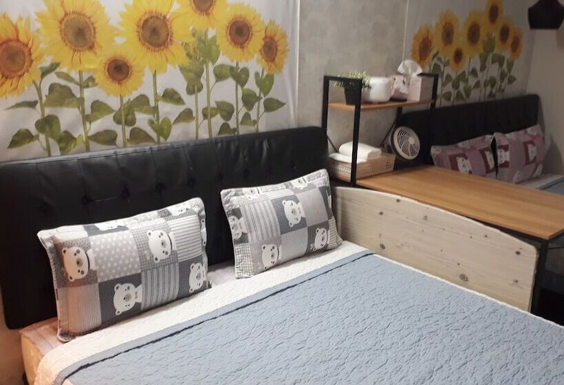 اتاق خانوادگی, Capsule Hotel Goodstayinn