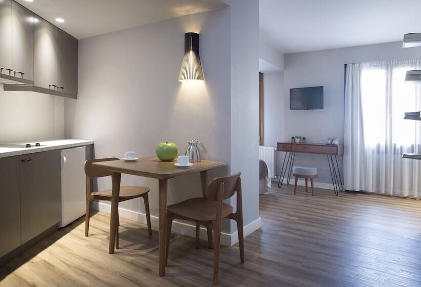 سوییت, Apollon Library Suites