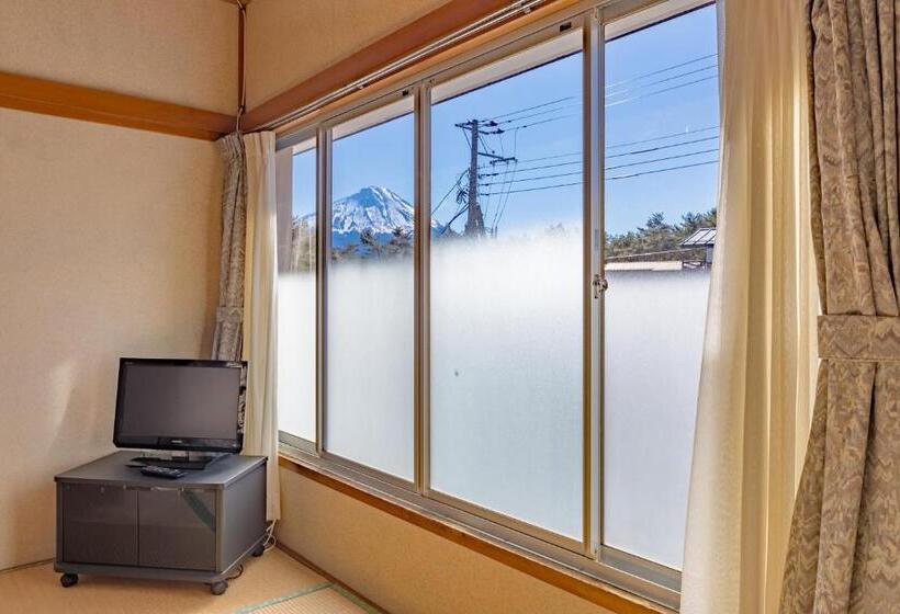 Standard Room Shared Bathroom, Chokiya