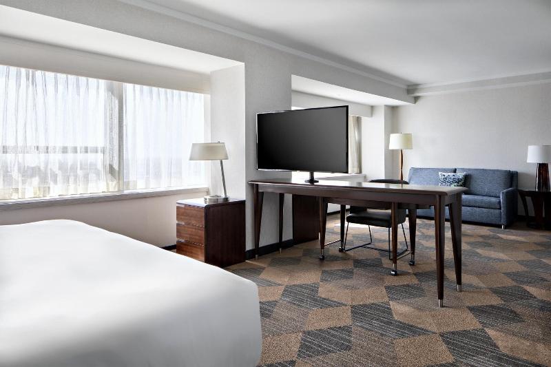 סוויטת ג'וניור מיטת קינג, Sheraton Dallas