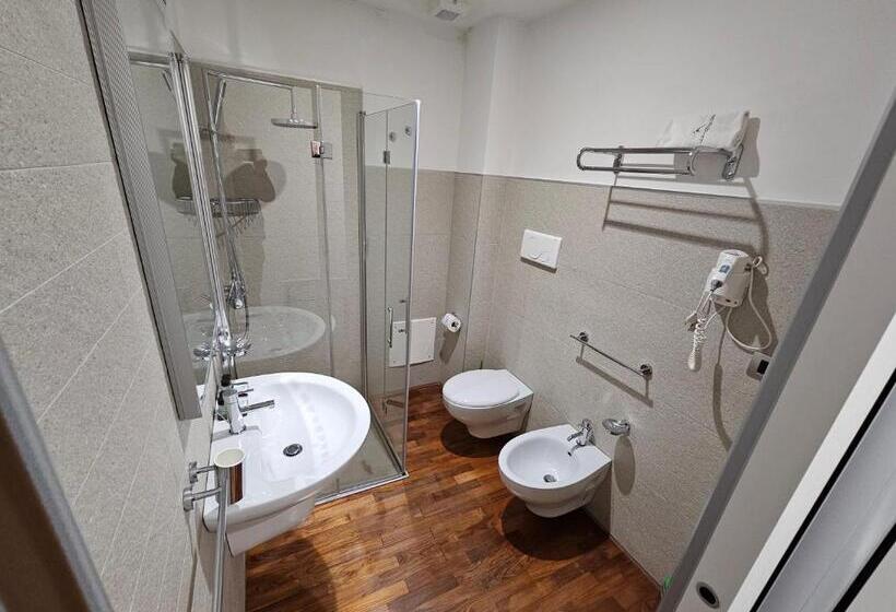 اتاق لوکس, B&b White Con Parcheggio Privato