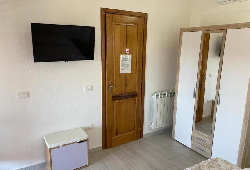 Quarto Deluxe com Sacada, B&b Da Tizy