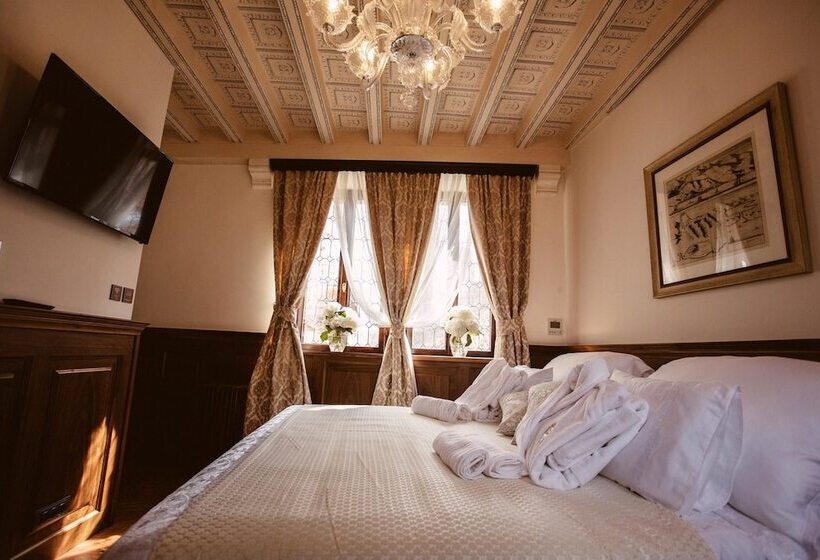 اتاق سوپریور, Heritage Hotel Cardo