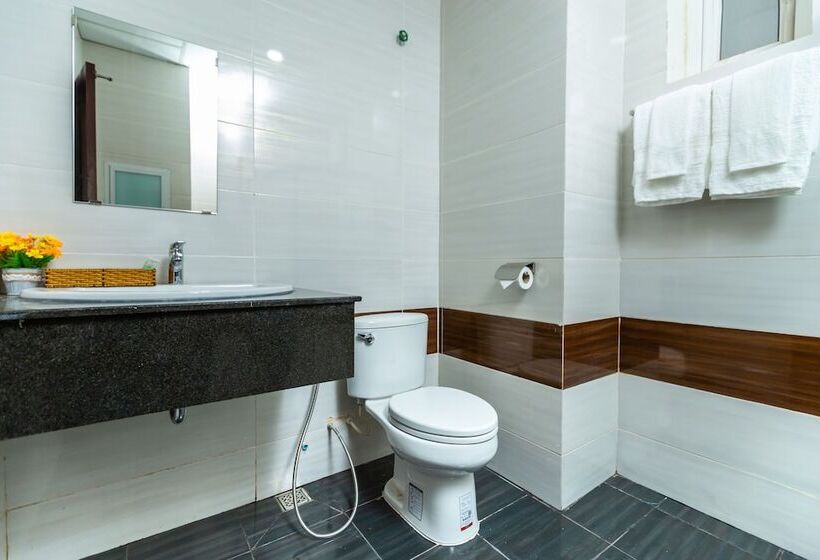 سوییت خانوادگی, Mekongview 2 Condotel