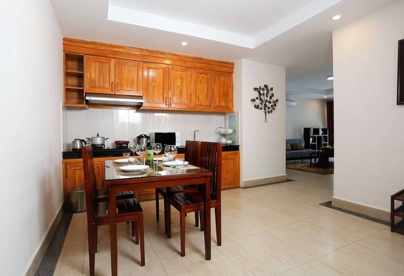 سوییت خانوادگی, Mekongview 2 Condotel