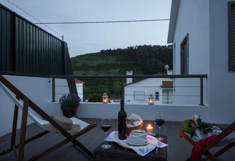 Номер Стандарт с Террасой, Beachouse   Surf, Bed & Breakfast