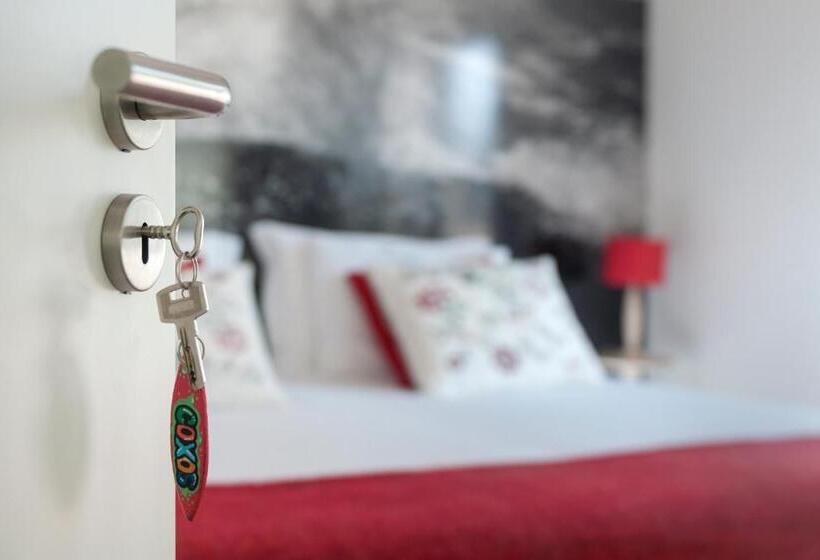 Quarto Estandar com Terraço, Beachouse   Surf, Bed & Breakfast