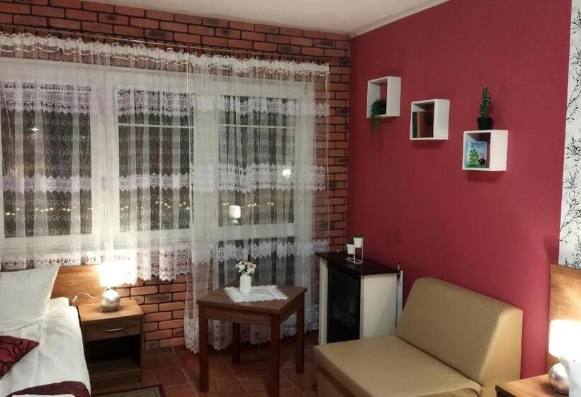 اتاق استاندارد چهار تخته, Pensjonat Zielone Wzgórze W Bolesławowie