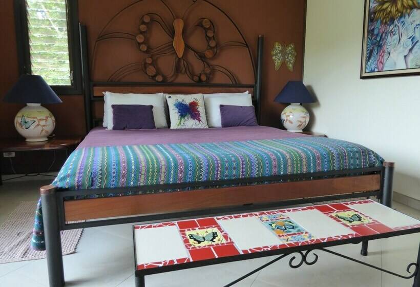 اتاق استاندارد با تخت دوبل, Lucky Bug B & B
