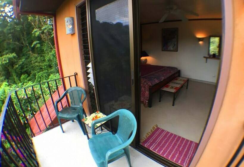 اتاق استاندارد با تخت دوبل, Lucky Bug B & B