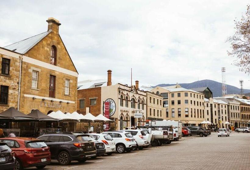 Студия Стандарт Кровать Куин, Salamanca Galleria Apartments