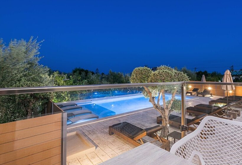 Номер Deluxe, Litore Luxury Living