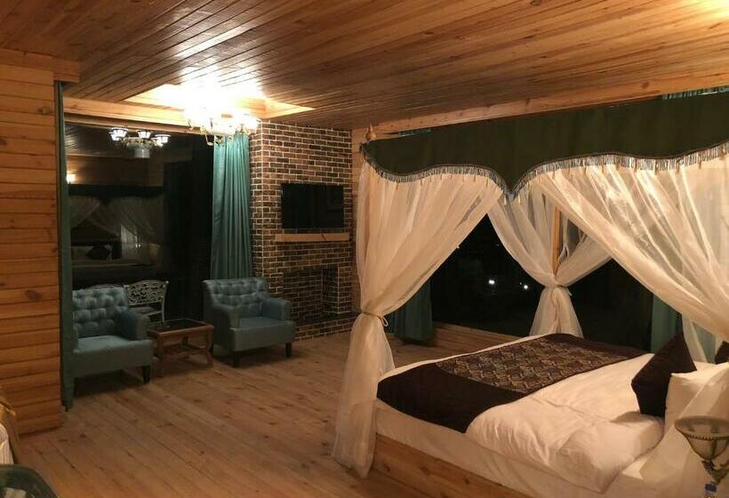 디럭스 스위트, Deventure Shimla Hills