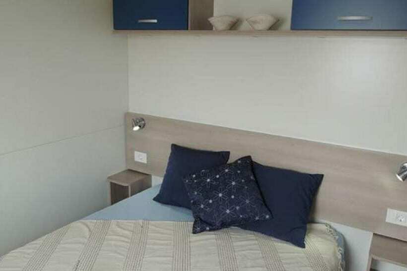 خانه 2 خوابه, Mobile Homes Peroš