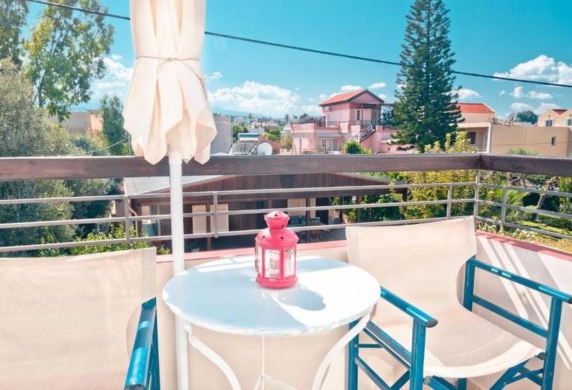 Семейный Номер, Talos Hotel Apartments