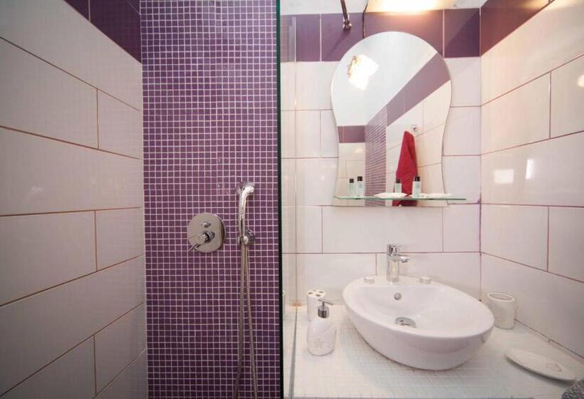 اتاق استاندارد با چشم‌انداز استخر, Villa Anto