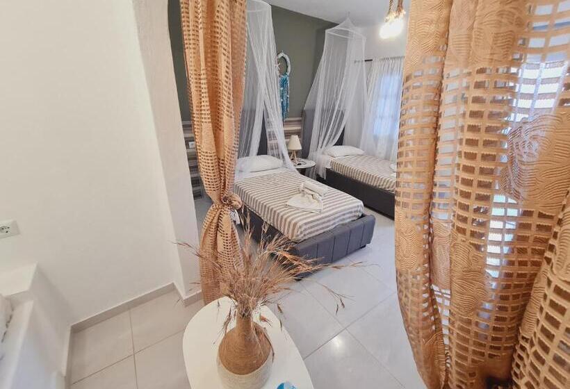 اتاق سوپریور سه تخته, Villa Anto
