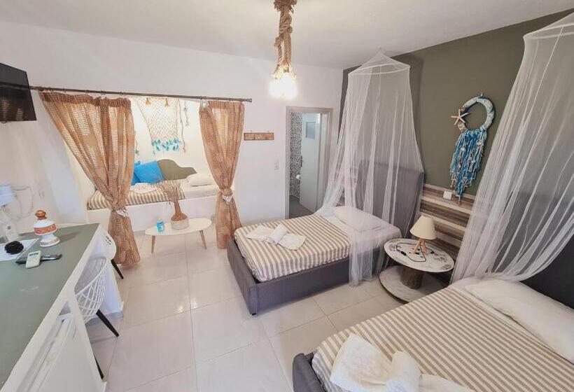 اتاق سوپریور سه تخته, Villa Anto