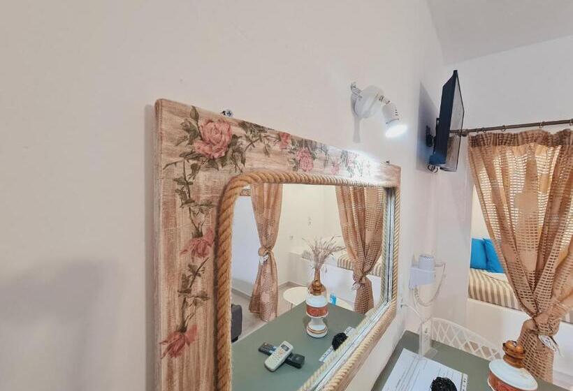 اتاق سوپریور سه تخته, Villa Anto