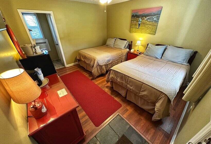 Номер Стандарт, Alpine Village Inn
