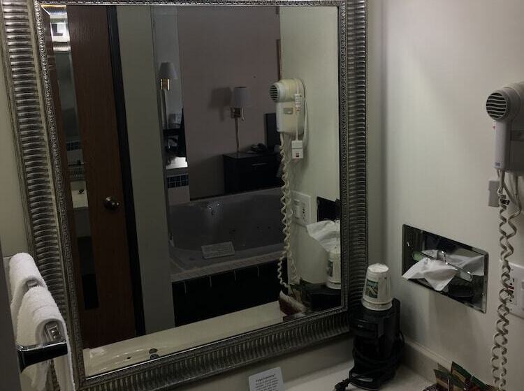 Quarto Standard 2 Camas Casal, Quality Inn Columbia City Near Us30